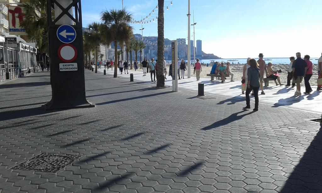 Apartamento Rex Benidorm Bagian luar foto